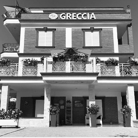 Exclusive Greccia Inn Dhërmi Exteriör bild