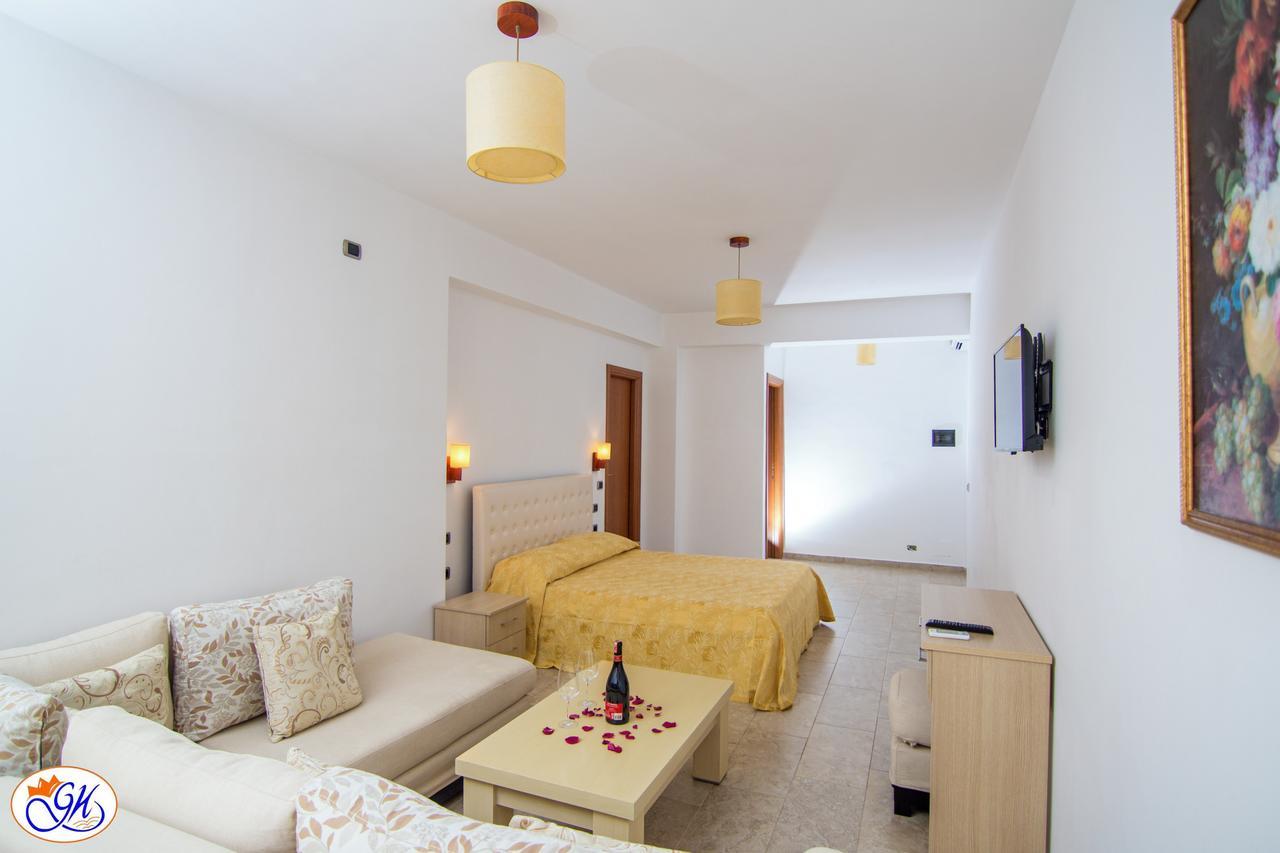 Exclusive Greccia Inn Dhërmi Exteriör bild